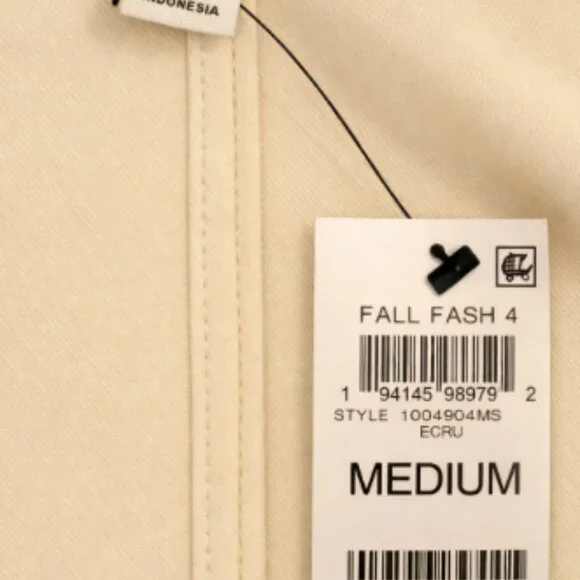 🧥 NWT ON 34th Chic Women’s Cream Pea Coat – Size M - Picture 5 of 8